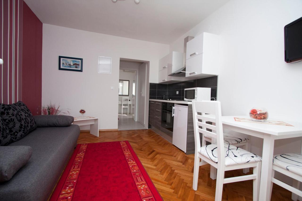 Guest House Burin Mlini Luaran gambar
