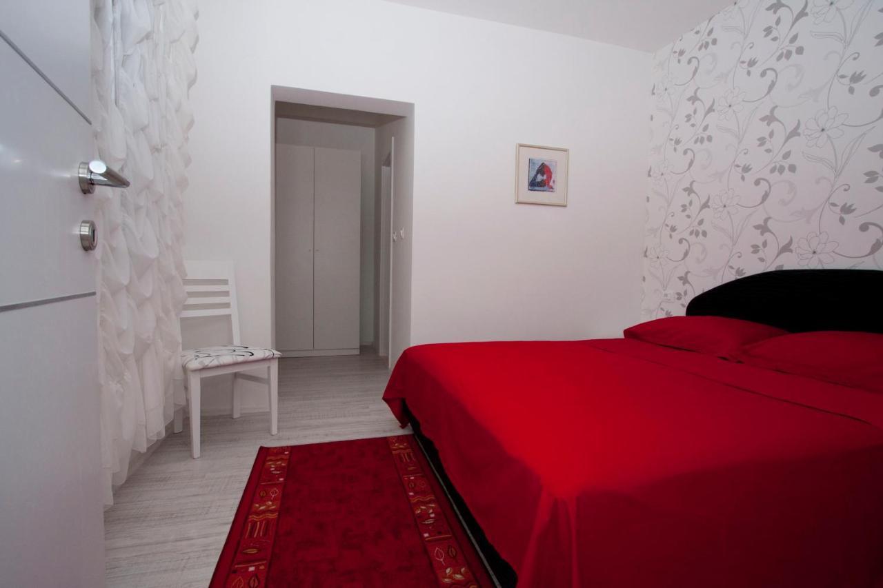 Guest House Burin Mlini Luaran gambar